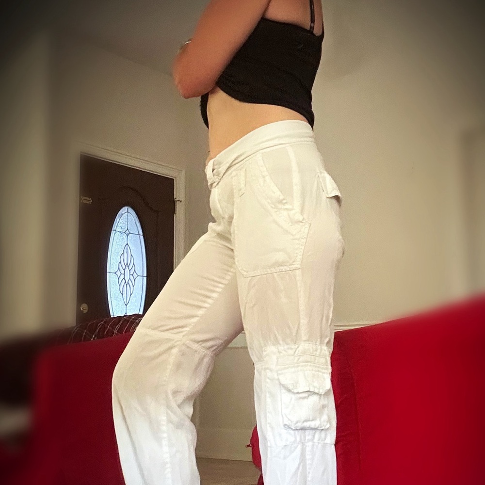 Women’s MODA international loose fitting white pants size 2